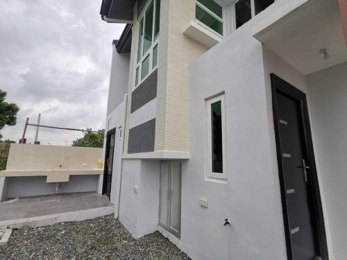 JRLB PLACE - Accommodation in Concepcion, Tarlac