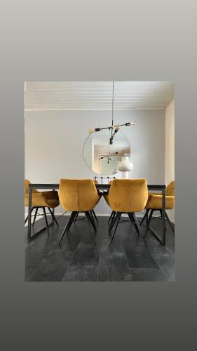 Omakotitalo rauhallisella sijainnilla lähellä keskustaa Maksuton pysäköinti ja puusauna