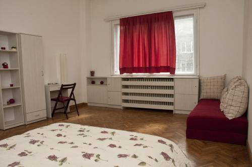 Hostel Mostel