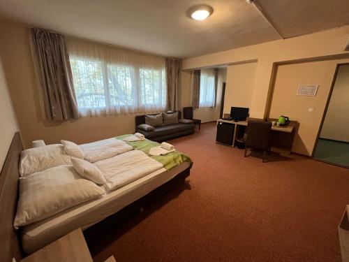 Centrooms Park Eger