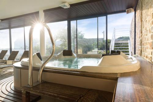 Hostellerie De La Pointe Saint-Mathieu