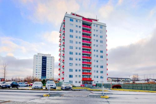 City view, bright & cozy - Free parking (A4)