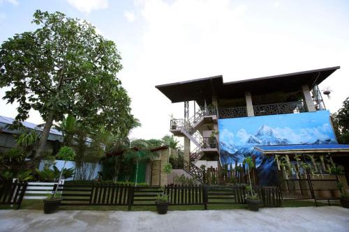 Marco's Tourist Inn