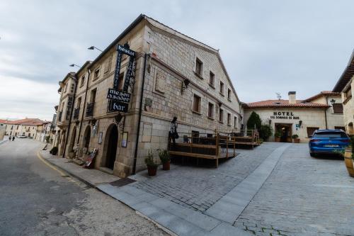 Hostal Santo Domingo de Silos
