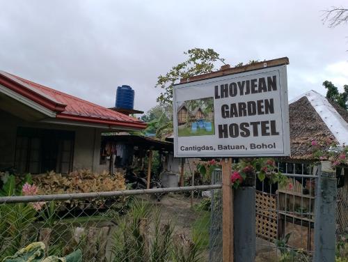 Lhoyjean Garden Hostel