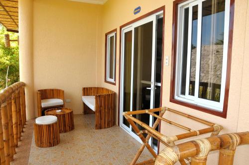 Thalatta Resort