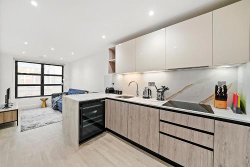 Executive 1 & 2 Bed Apartments in heart of London FREE WIFI by City Stay Aparts London