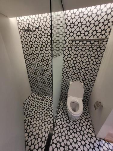 Infinity Tower Suites Makati