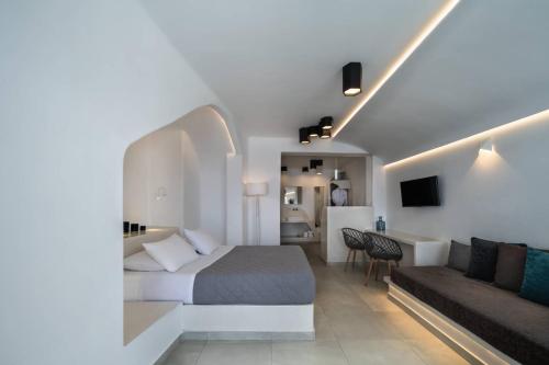 Kasimatis by La Perla