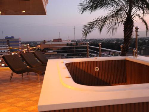 The Fields Plaza Suites