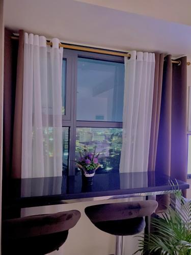 Stunning Sea View Studio Unit@ Horizons 101