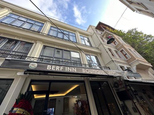 Berfinn Hotel