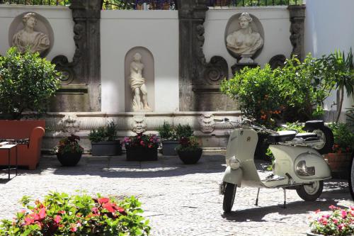 Piazza Bellini