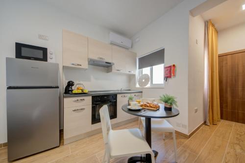 Tritoni Marina Apartments and Suites