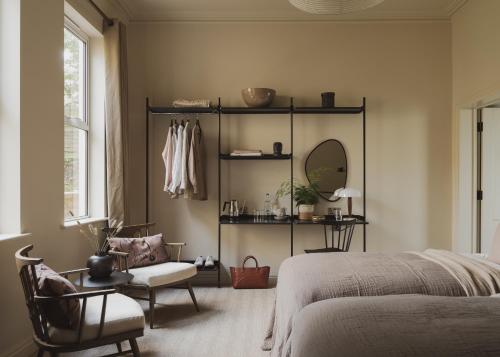 Leighton Townhouse