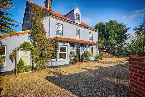 Hooray Henrys Sheringham