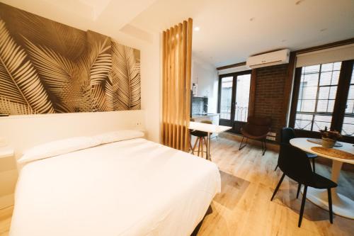 SUITES BERRUETA , Plaza Mayor by Albany