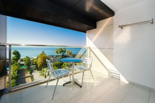 Delfino Boutique Apart Hotel