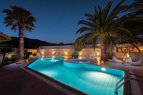 Okeanis Mystique South