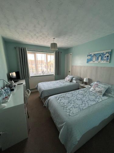 Leeward House Bed and Breakfast