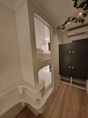 The Golden Stork - Hostel