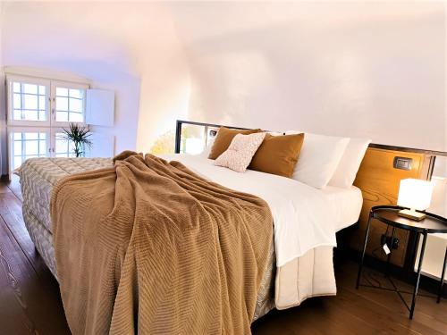 Loft Centro Storico Accesso Senza Scale "Carvajal Rooms " Due Passi dal Duomo, Netflix Incluso