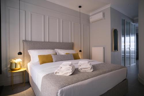 Color K23 Suites