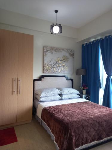 Studio Unit, Homely Condo at One Madison Place near Iloilo Business Park PH