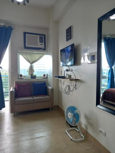 Studio Unit, Homely Condo at One Madison Place near Iloilo Business Park PH