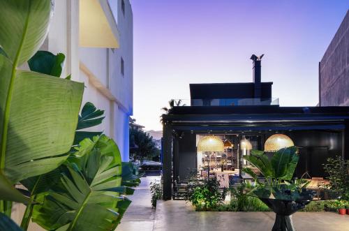 GD Gallery Suites