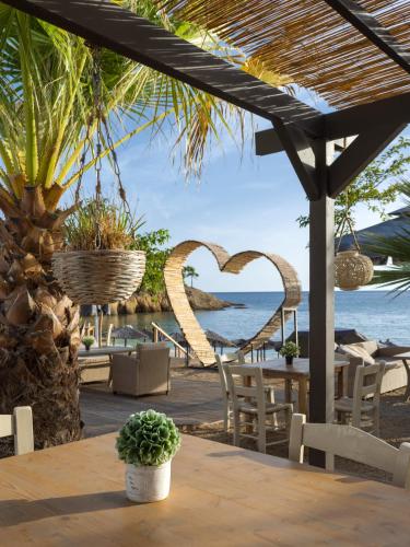 Beach Hotel Kapahi
