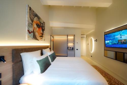 Bergamo Inn 21