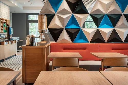 Holiday Inn Express Marne-la-Vallée Val d'Europe