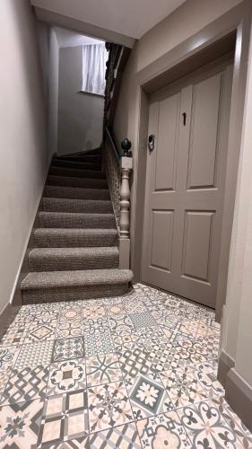 CHAMBERS RISE - City Centre Stays