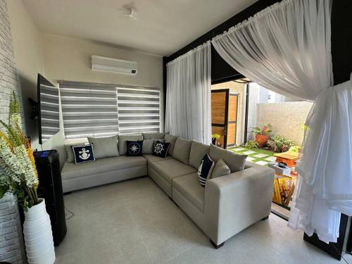 Seafront OnCall - private jacuzzi with 4 cozy bedrooms