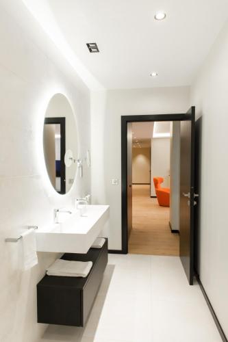 Suite Montrachet 4 personnes vue cathédrale 1 Place de parking