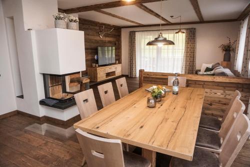 Alpin Lodges - Moderne Appartements mit Zugang zu 3000 qm SPA Panoramahotel Oberjoch