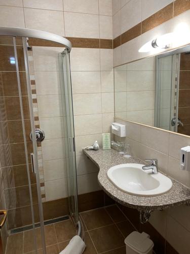 Lugas Wellness Hotel