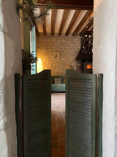 Le Relais, La Dormance, Le Bois Dormant