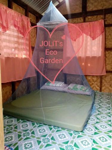Jolits EcoGarden Hostel