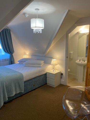 A & B Guest House