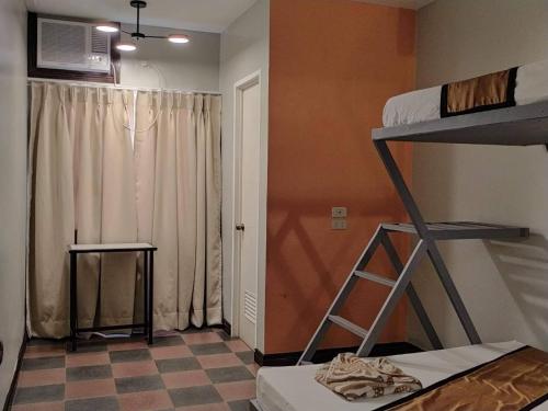 Corazon Tourist Inn