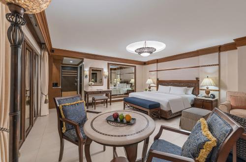 Henann Regency Resort & Spa