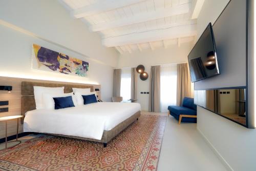 Bergamo Inn 21
