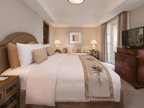 Discovery Primea Manila