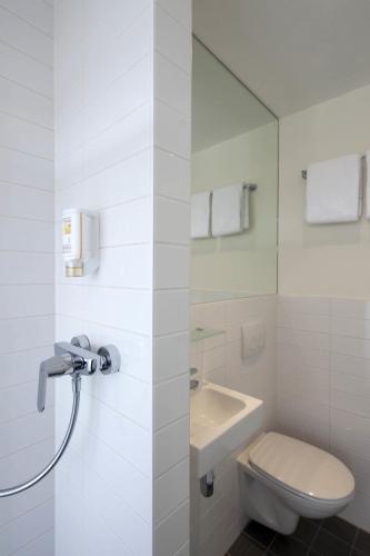 EasyHotel Den Haag City Centre