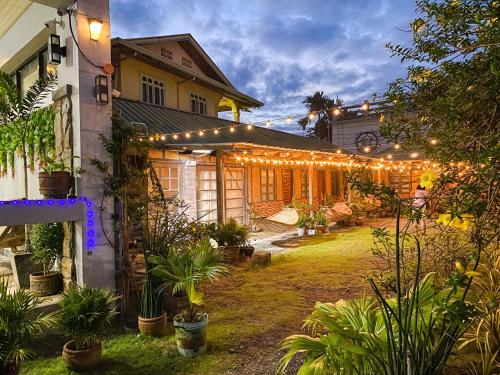 Pacific Waves Inn (Annex)