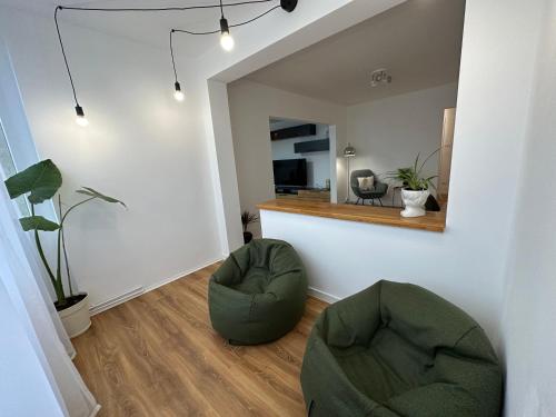 ESI Apartments #Central with Garage