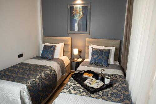 12 Rooms Butik Hotel