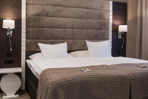 Lydia Hotel